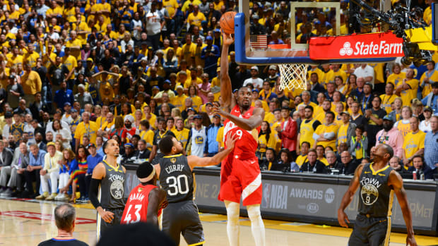 serge_ibaka_raptors_finals_.jpg